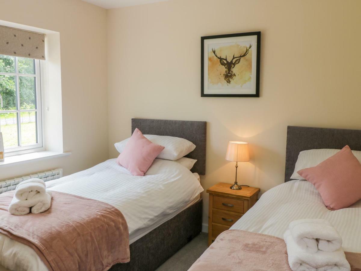 Ryedale Country Lodges - Willow Lodge York Exteriör bild